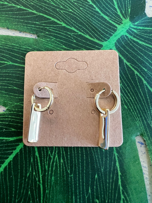 Tag Dangle Huggies