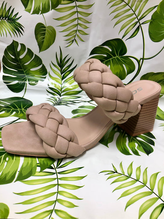 Emmy Shoe