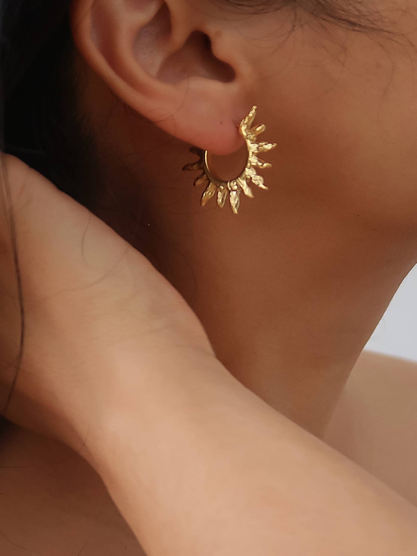 Sablière 18K Gold Non-Tarnish Sunburst Hoop Earrings